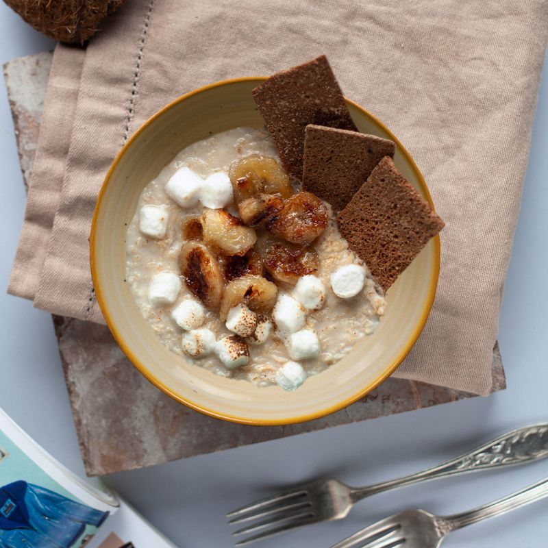 Casa si Gradina - Bucatarie si vesela - Vesela si tacamuri - Farfurii si boluri - Set farfurii 24 piese, pentru 6 persoane, Sundown, Cesiro, Alb Ivoire cu galben - Infinity.ro