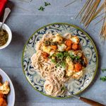 Casa si Gradina - Bucatarie si vesela - Vesela si tacamuri - Farfurii si boluri - Set farfurii 18 piese, pentru 6 persoane, Marocco, Cesiro, Alb Ivoire cu albastru - Infinity.ro