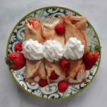 Casa si Gradina - Bucatarie si vesela - Vesela si tacamuri - Farfurii si boluri - Set farfurii 18 piese, pentru 6 persoane, Marocco, Cesiro, Alb Ivoire cu albastru - Infinity.ro