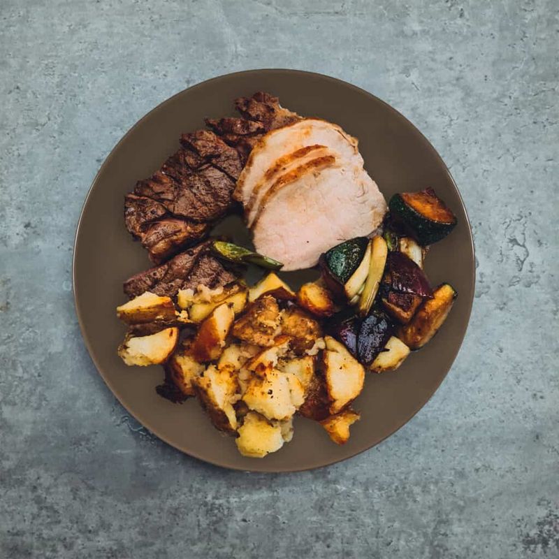 Casa si Gradina - Bucatarie si vesela - Vesela si tacamuri - Farfurii si boluri - Set 6 farfurii intinse Maro cafeniu 26 cm - Infinity.ro