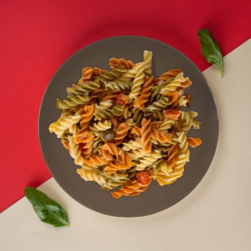 Casa si Gradina - Bucatarie si vesela - Vesela si tacamuri - Farfurii si boluri - Set 6 farfurii intinse Maro cafeniu 26 cm - Infinity.ro