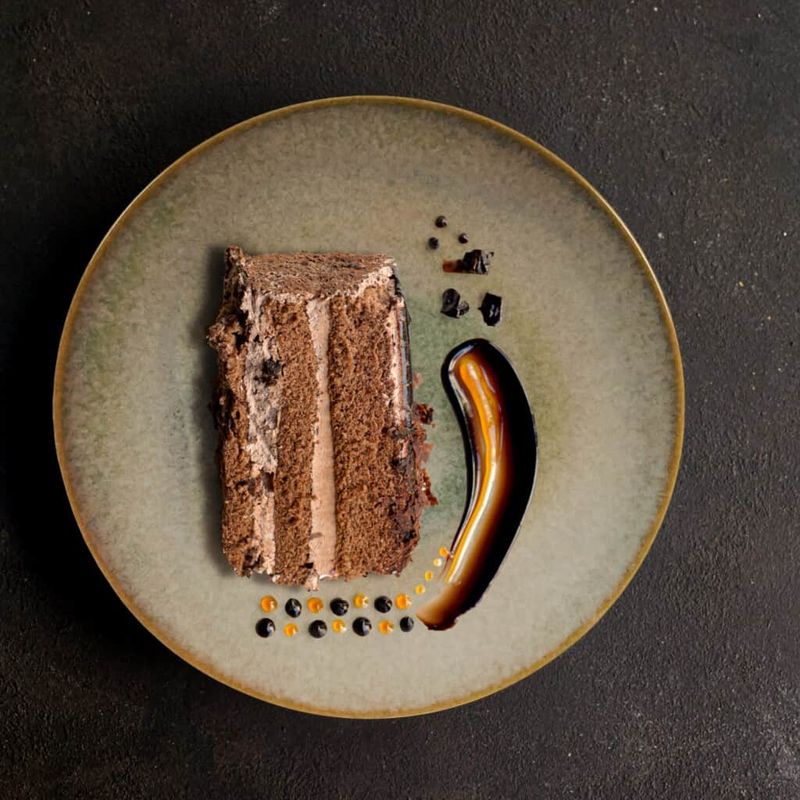 Casa si Gradina - Bucatarie si vesela - Vesela si tacamuri - Farfurii si boluri - Set farfurii 16 piese, pentru 4 persoane, Shell, Cesiro, Crem deschis cu margine maro - Infinity.ro