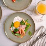 Casa si Gradina - Bucatarie si vesela - Vesela si tacamuri - Farfurii si boluri - Set farfurii 16 piese, pentru 4 persoane, Shell, Cesiro, Crem deschis cu margine maro - Infinity.ro