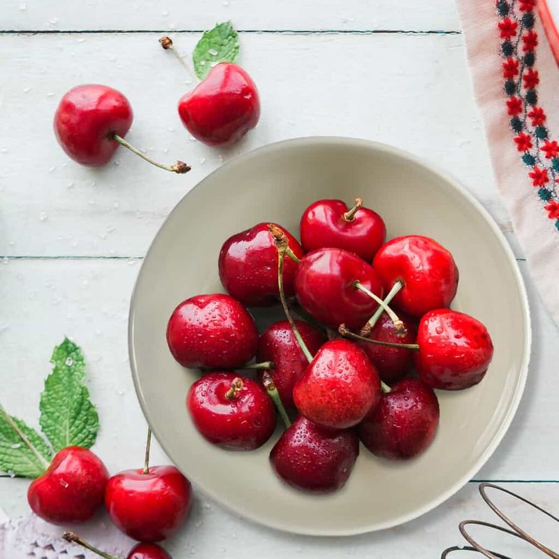 Casa si Gradina - Bucatarie si vesela - Vesela si tacamuri - Farfurii si boluri - Set farfurii 18 piese, pentru 6 persoane, Milk Foam, Cesiro, Crem Ivoire - Infinity.ro