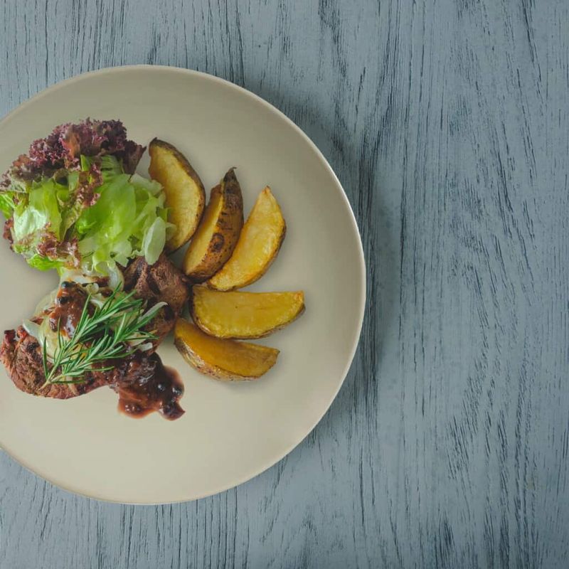 Casa si Gradina - Bucatarie si vesela - Vesela si tacamuri - Farfurii si boluri - Set farfurii 18 piese, pentru 6 persoane, Milk Foam, Cesiro, Crem Ivoire - Infinity.ro