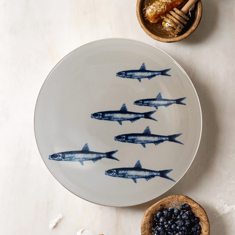 Casa si Gradina - Bucatarie si vesela - Vesela si tacamuri - Farfurii si boluri - Set farfurii 16 piese, pentru 4 persoane, Eleganta Marina, Cesiro, Alb decor sardine - Infinity.ro