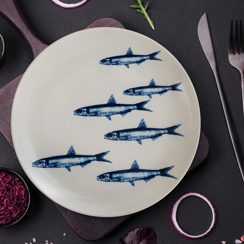 Casa si Gradina - Bucatarie si vesela - Vesela si tacamuri - Farfurii si boluri - Set farfurii 16 piese, pentru 4 persoane, Eleganta Marina, Cesiro, Alb decor sardine - Infinity.ro