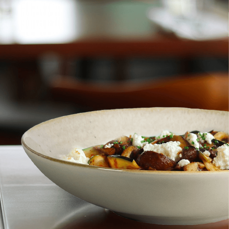 Casa si Gradina - Bucatarie si vesela - Vesela si tacamuri - Farfurii si boluri - Set Farfurii Adânci, 4 Piese, Shell, Ceramică, Fabricat in Romania, Cesiro, Crem deschis - Infinity.ro