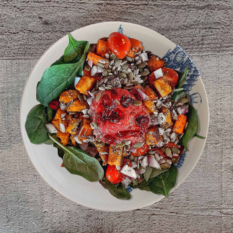 Casa si Gradina - Bucatarie si vesela - Vesela si tacamuri - Farfurii si boluri - Set farfurii 18 piese, pentru 6 persoane, Valuri Marine, Cesiro, Alb lucios decor cai de mare - Infinity.ro