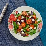 Casa si Gradina - Bucatarie si vesela - Vesela si tacamuri - Farfurii si boluri - Set 4 farfurii adanci 20 cm x 280 ml, pentru 4 persoane, Cesiro Porțelan, Ivoire cu trandafir rosu - Infinity.ro