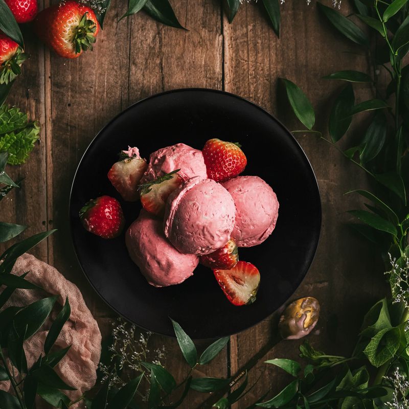 Casa si Gradina - Bucatarie si vesela - Vesela si tacamuri - Farfurii si boluri - Set farfurii 18 piese, pentru 6 persoane, Night, Cesiro, Negru Abis Mat - Infinity.ro