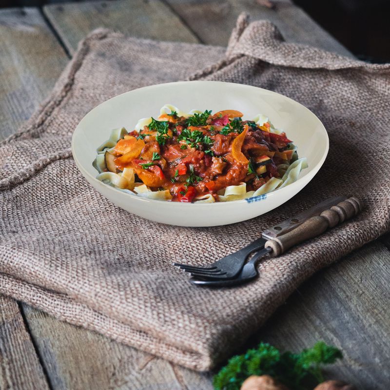 Casa si Gradina - Bucatarie si vesela - Vesela si tacamuri - Farfurii si boluri - Set farfurii 12 piese, pentru 4 persoane, Spectacol Subacvatic, Cesiro, Alb decor pesti - Infinity.ro