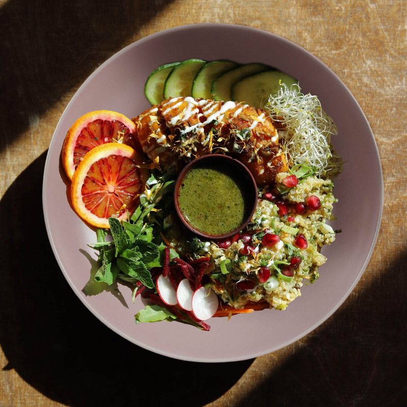 Casa si Gradina - Bucatarie si vesela - Vesela si tacamuri - Farfurii si boluri - Set farfurii 12 piese, pentru 4 persoane, Milkshake, Cesiro, Roz Deschis Mat - Infinity.ro