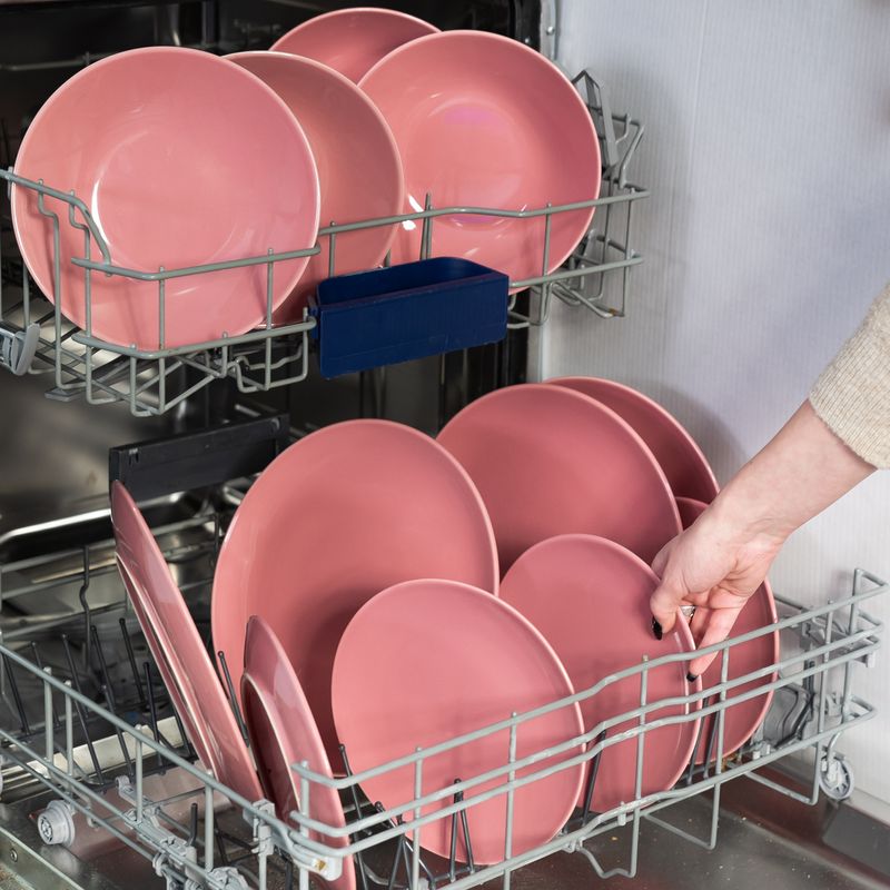 Casa si Gradina - Bucatarie si vesela - Vesela si tacamuri - Farfurii si boluri - Set farfurii 16 piese, pentru 4 persoane, Glossy Pink, Cesiro, Roz Mat - Infinity.ro