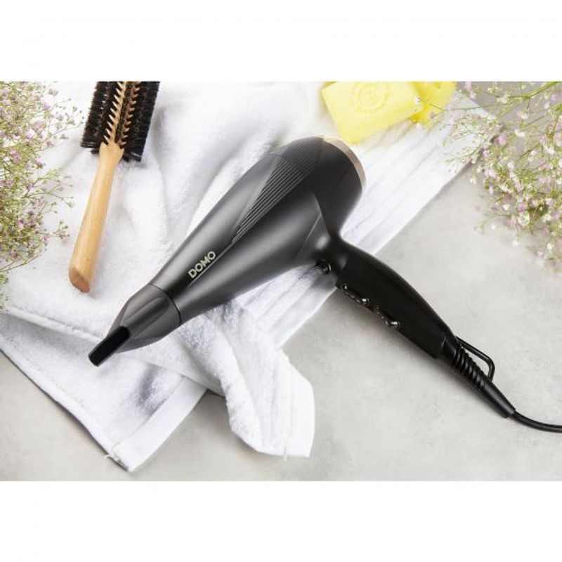 Ingrijire personala si Cosmetice - Aparate & accesorii ingrijire personala - Hair styling - Uscatoare de par - Uscator de par Domo DO1093HD, 2100 W - Infinity.ro