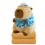 Jucarii, Copii si Bebe - Jucarii si jocuri - Jucarii de plus - Jucarie din plus cu paturica tip Capybara cu Palarie si Camasa, pentru copii +3ani, dimensiune 45cm, culoare crem ABYZ™ - Infinity.ro