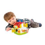 Jucarii, Copii si Bebe/Jucarii si jocuri/Jucarii bebelusi/Centre de activitati - Winfun casuta cu activitati - Infinity.ro