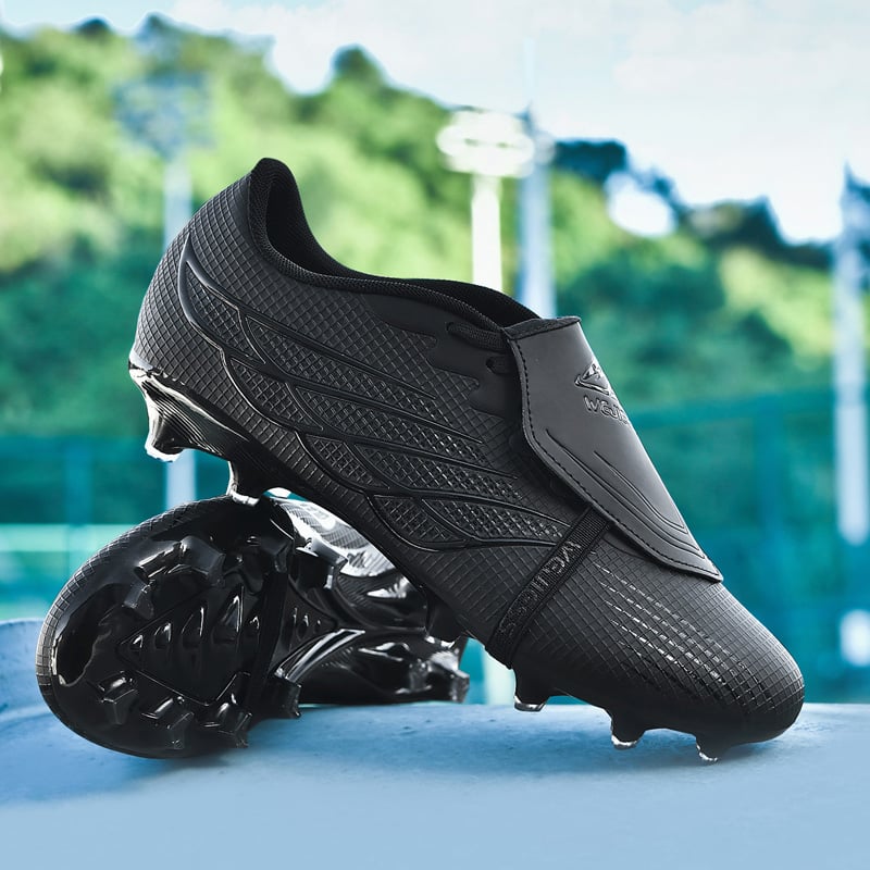 Sport si Outdoor - Echipament Sportiv - Incaltaminte sport - Pantofi sport - Ghete de fotbal MBrands 8.6 cu crampoane din plastic FG 45 - Infinity.ro