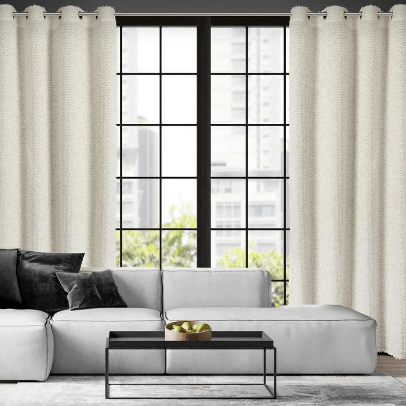 Casa si Gradina - Textile si covoare - Perdele si draperii - Draperii - Draperie EVA MINGE TIFFANY confectionata din tesatura de sifon,din fir de mohair si volane subtile, 135 x 250 cm, crem - Infinity.ro