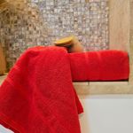Casa si Gradina - Textile si covoare - Textile baie - Prosoape - Prosop baie Kotonia Home Intense - 100% Bumbac, 500 g/mp, 50X90 cm, rosu - Infinity.ro