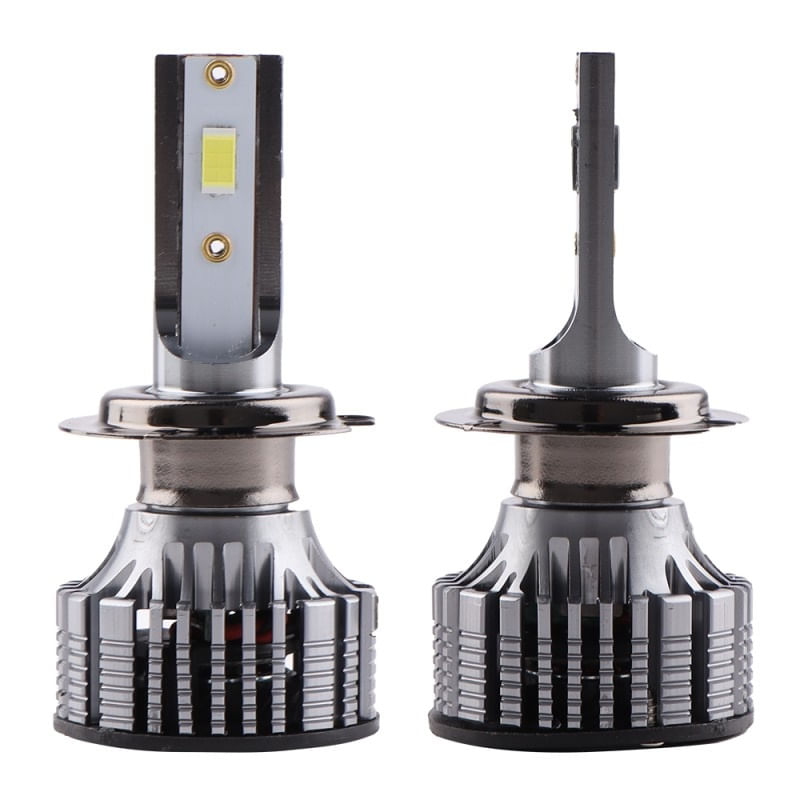 Auto si Moto - Electrice auto - Iluminare si semnalizare - Becuri auto - Set 2 LED-Uri Auto Techstar® V8, H7, 120W, 12-24V, 15000 Lumeni, 6000K, Unghi Fascicul 360°, CSP 3570, Canbus, Radiator - Infinity.ro