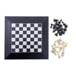 Jucarii, Copii si Bebe - Jucarii si jocuri - Jocuri si puzzle - Jocuri de societate - Joc Sah cu Tabla si Piese Magnetice, Dimensiuni Tabla 26×26×0,7cm, Alb-negru - Infinity.ro