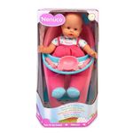 Jucarii, Copii si Bebe - Jucarii si jocuri - Papusi si accesorii - Papusi - Papusa Nenuco cu scaun de masa, include accesorii, varsta 12+ luni, 21x18.5x39cm, roz-albastru - Infinity.ro