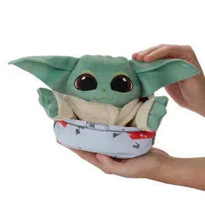 Star Wars Baby Yoda Mandalorianul Se Ascunde
