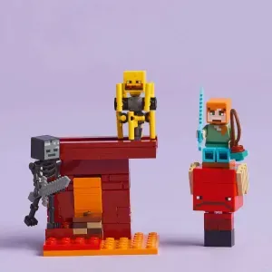 Lego Minecraft Batalie Deasupra Lavei In Nether 21266