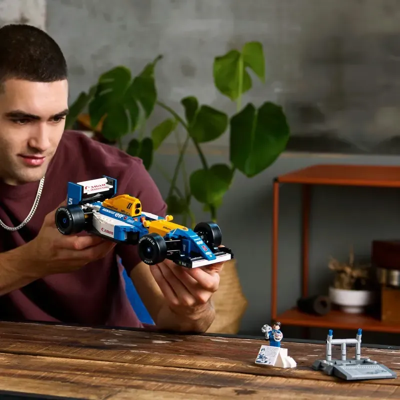 Jucarii, Copii si Bebe - Jucarii si jocuri - Seturi de constructie si cuburi - Seturi de constructie - Lego Icons Williams Racing Fw14b Si Nigel Mansell 10353 - Infinity.ro