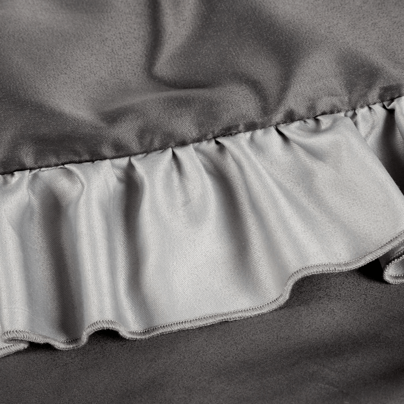 Casa si Gradina - Textile si covoare - Lenjerii de pat - Seturi de lenjerie - Set lenjerie de pat NOVA STYLE ELIZA decorat cu margine contrastanta,1 husa plapuma + 2 fete perna, 160 x 200 cm, gri - Infinity.ro