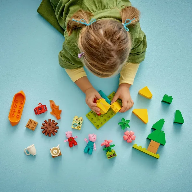 Jucarii, Copii si Bebe - Jucarii si jocuri - Seturi de constructie si cuburi - Seturi de constructie - Lego Duplo Excursie Cu Cortul 10452 - Infinity.ro