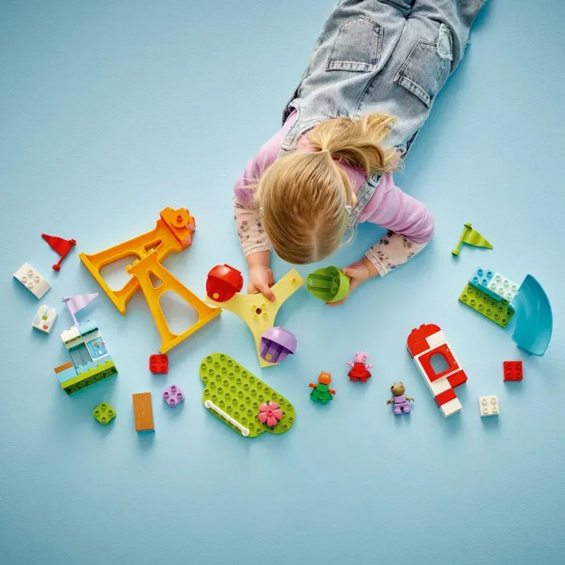 Jucarii, Copii si Bebe - Jucarii si jocuri - Seturi de constructie si cuburi - Seturi de constructie - Lego Duplo Targ De Distractii 10453 - Infinity.ro