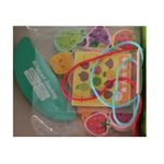 Jucarii, Copii si Bebe - Jucarii si jocuri - Jucarii & jocuri educative - Jucarii interactive - Joc Montessori de echilibru, insiruire, carduri, 12 piese lemn, Balanced Stacking Beading, Fructe, 3 ani, EduJucarii - Infinity.ro