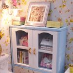 Jucarii, Copii si Bebe - Jucarii si jocuri - Papusi si accesorii - Casute de papusi si mobilier - Casuta de construit pentru copii, din lemn, cu mobilier, accesorii si lumina, multicolor - Infinity.ro