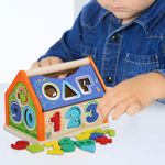 Jucarii, Copii si Bebe - Jucarii si jocuri - Jucarii & jocuri educative - Jucarii interactive - Casuta Sortatoare de Forme Geometrice si Cifre, Operatii matematice, Montessori, 3 ani +, EduJucarii - Infinity.ro