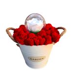 Market - Cadouri - Flori si aranjamente - Aranjament cu licheni naturali stabilizati si trandafir criogenat, galetusa metalica, 20 cm, rosu si alb - Infinity.ro