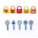 Jucarii, Copii si Bebe - Jucarii si jocuri - Jucarii & jocuri educative - Jucarii interactive - Set 6  Lacate, 6 chei, cartonase asociere cu imagini, Panda, Vacuta, Catelus, cuvinte, 18 piese, 3 ani +, Edujucarii - Infinity.ro