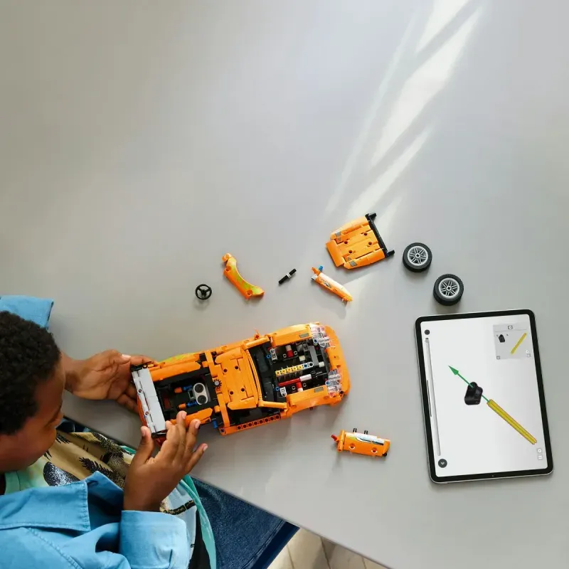 Jucarii, Copii si Bebe - Jucarii si jocuri - Seturi de constructie si cuburi - Seturi de constructie - Lego Technic Fast And Furious Toyota Supra Mk4 42204 - Infinity.ro