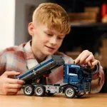 Jucarii, Copii si Bebe - Jucarii si jocuri - Seturi de constructie si cuburi - Seturi de constructie - Lego Technic Camion Cu Bena Basculanta 42203 - Infinity.ro