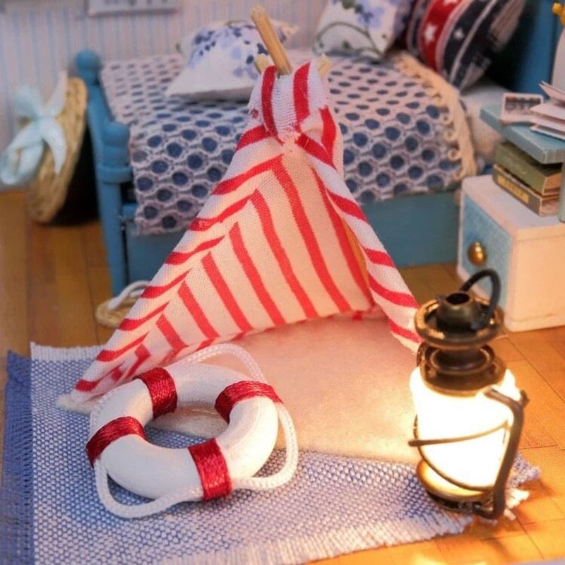 Jucarii, Copii si Bebe - Jucarii si jocuri - Papusi si accesorii - Casute de papusi si mobilier - Kit DIY Casuta din lemn, de asamblat, pentru copii, cu mobilier, accesorii si lumina LED, 14.6x10.5x12.2 cm, multicolor - Infinity.ro