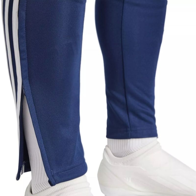 Sport si Outdoor - Echipament Sportiv - Imbracaminte sport - Pantaloni sport - Pantaloni Adidas Tiro 24 Slim Training pentru barbati, XL - Infinity.ro