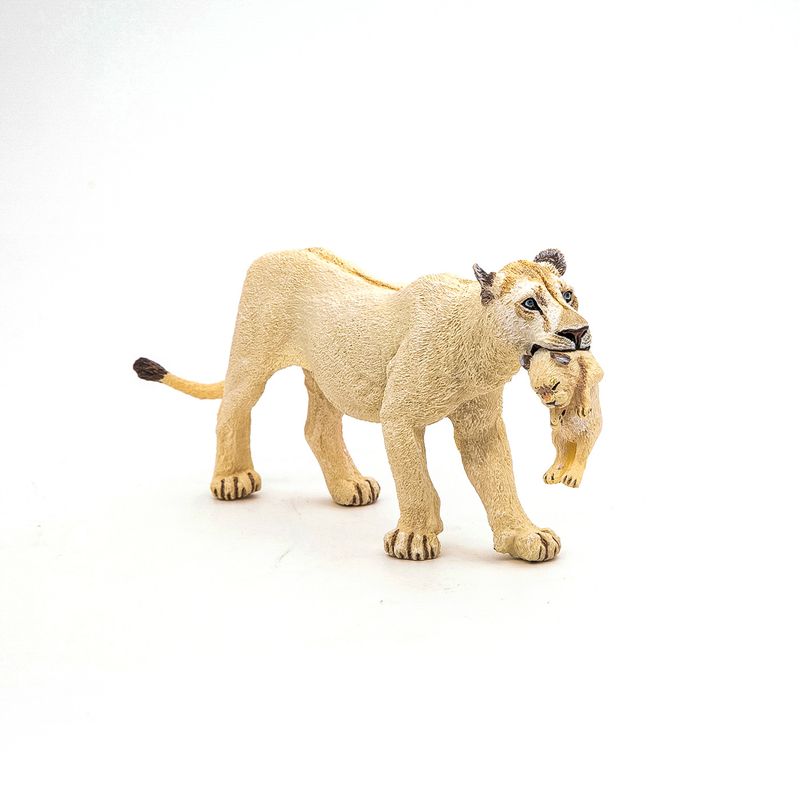 Jucarii, Copii si Bebe - Jucarii si jocuri - Figurine - PAPO Figurina leoaica alba cu pui - Infinity.ro
