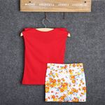 Fashion, accesorii si bijuterii - Copii - Imbracaminte copii - Treninguri si compleuri copii - Set tricou rosu cu volanas si fusta cu floricele, marime 130 - Infinity.ro