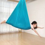 Casa si Gradina - Gradina si terasa - Balansoare si hamace - Hamace si suporturi - Hamac elastic, leagan, terapie senzoriala, kit complet, maxim 99 kg, albastru deschis, OBRALIX® - Infinity.ro