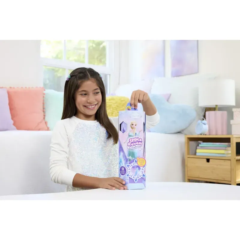 Jucarii, Copii si Bebe - Jucarii si jocuri - Papusi si accesorii - Papusi - Disney Frozen Spin And Reveal Papusa Elsa - Infinity.ro