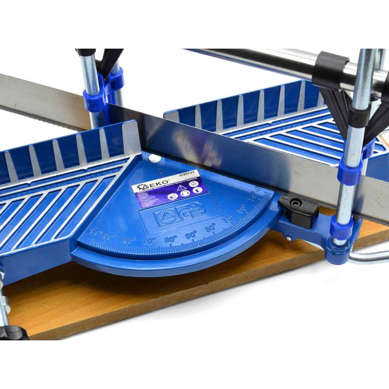Casa si Gradina - Constructii - Scule de mana si unelte - Bomfaiere si fierastraie - Masina de taiat manuala cu bile de 550 mm cu reglare, GEKO G30135 - Infinity.ro