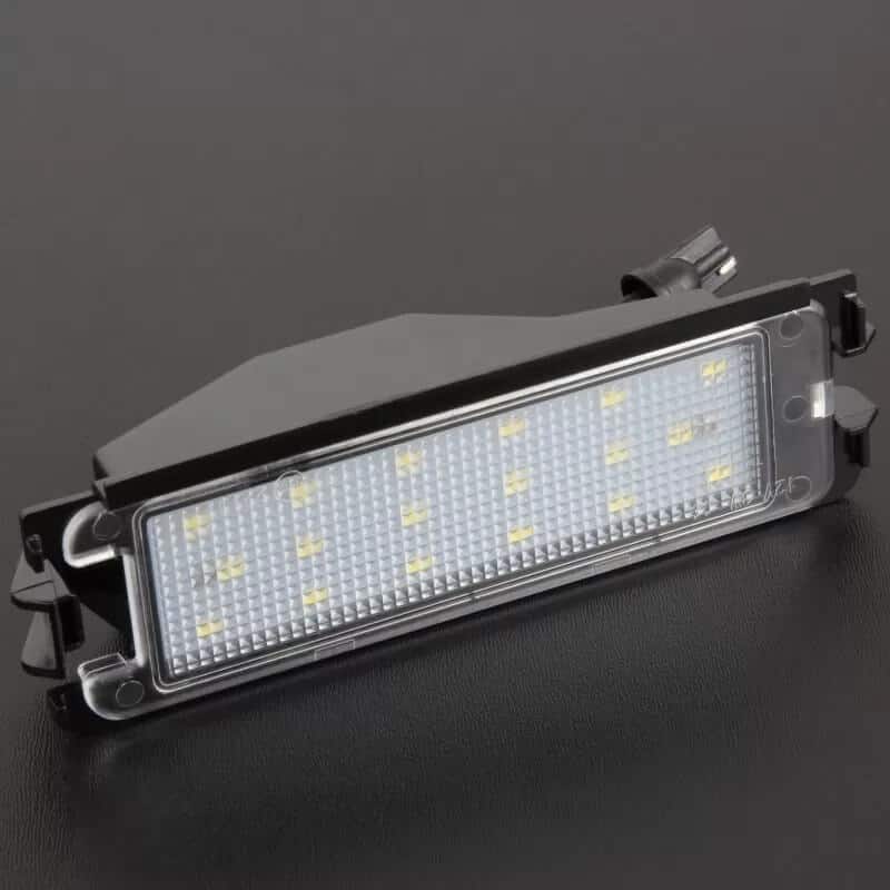 Auto si Moto - Piese auto si accesorii - Caroserie - Faruri, stopuri si proiectoare - Lampa numar LED Logan 2, Sandero 2, 2012 - 2016 - Infinity.ro