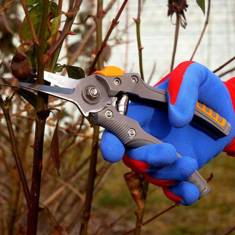 Casa si Gradina - Gradinarit si plante - Unelte gradinarit - Foarfeci gradinarit - Foarfeca Profesionala Mercaton de Gradina, ByPass, Otel Japonez SK5, 21 cm, Gri - Infinity.ro