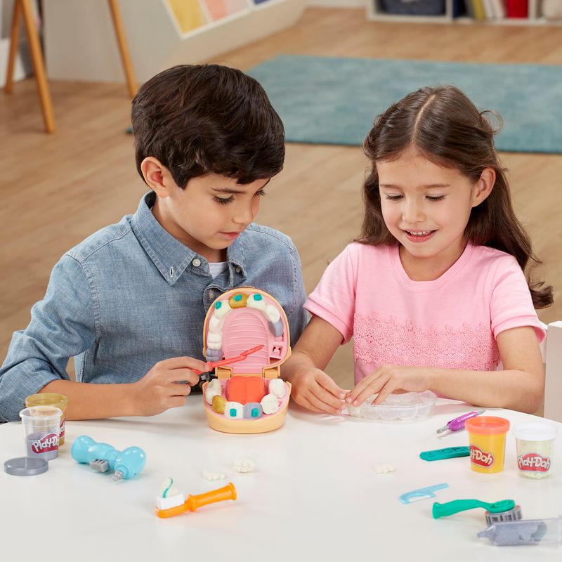 Carti si Birotica - Rechizite - Plastilina - Play-doh set dentistul cu accesorii si dinti colorati - Infinity.ro